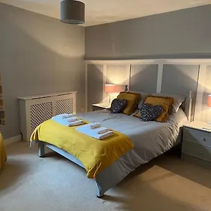 The Old Pie Shop Holiday home