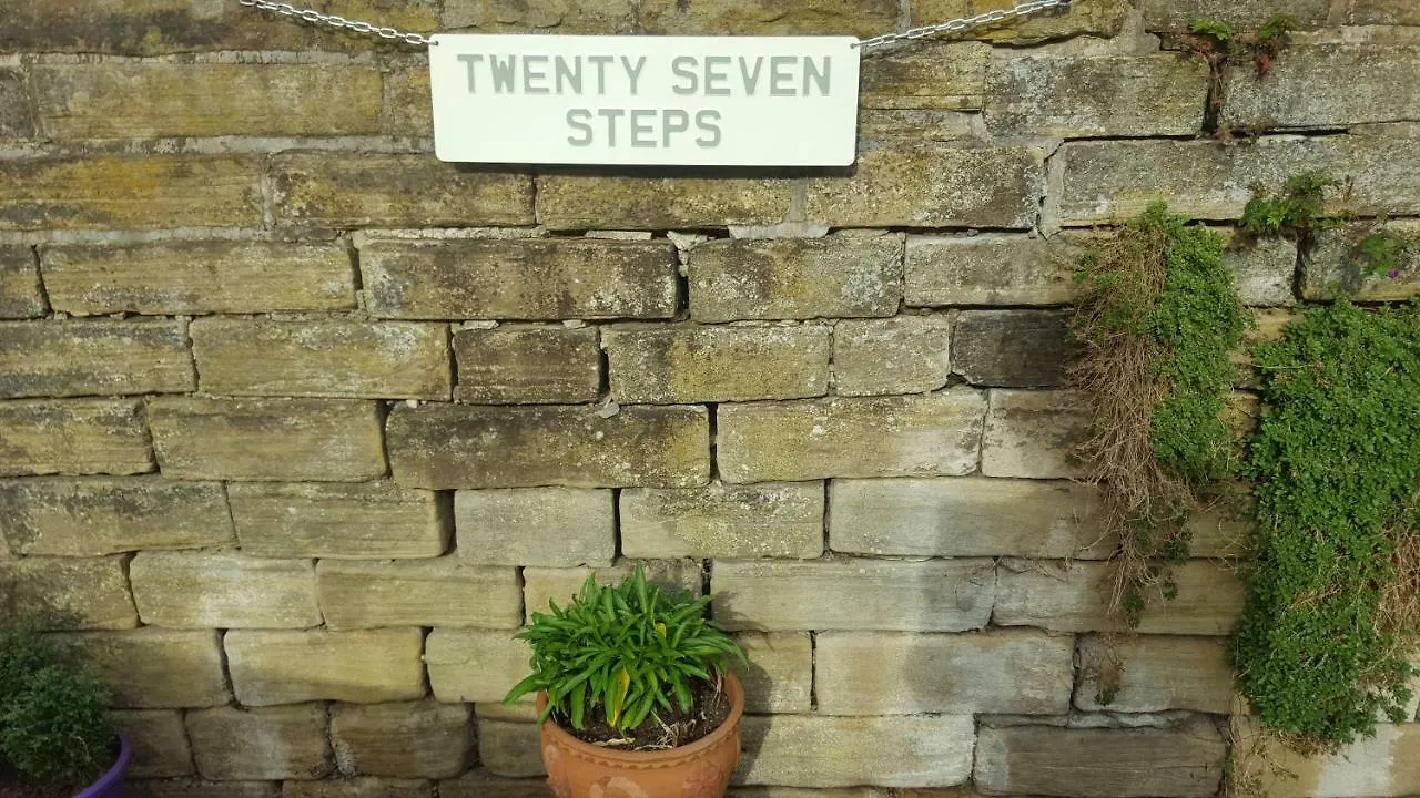 Twenty Seven Steps Villa Hebden Bridge 0*,  United Kingdom
